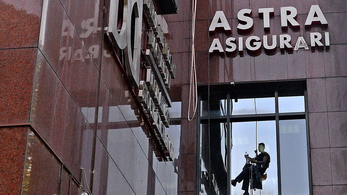 Baza de date a Astra Asigurări a fost blocată de hackeri. Aceștia cer între 15.000 și 25.000 de dolari, plătiți în Bitcoin, pentru deblocarea informațiilor