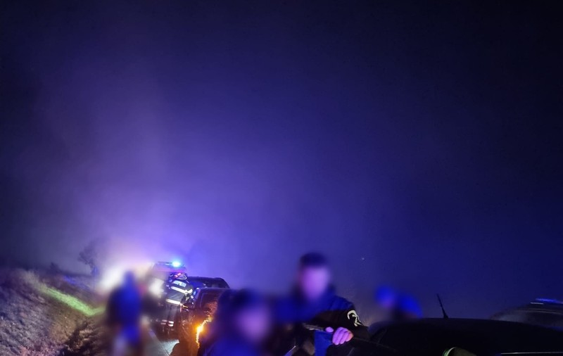 Accident în lanț cu 7 mașini în județul Suceava. Două persoane au fost rănite