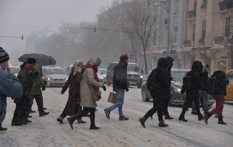 O nouă atenționare meteo! Cod galben de ninsori și viscol pentru șapte județe