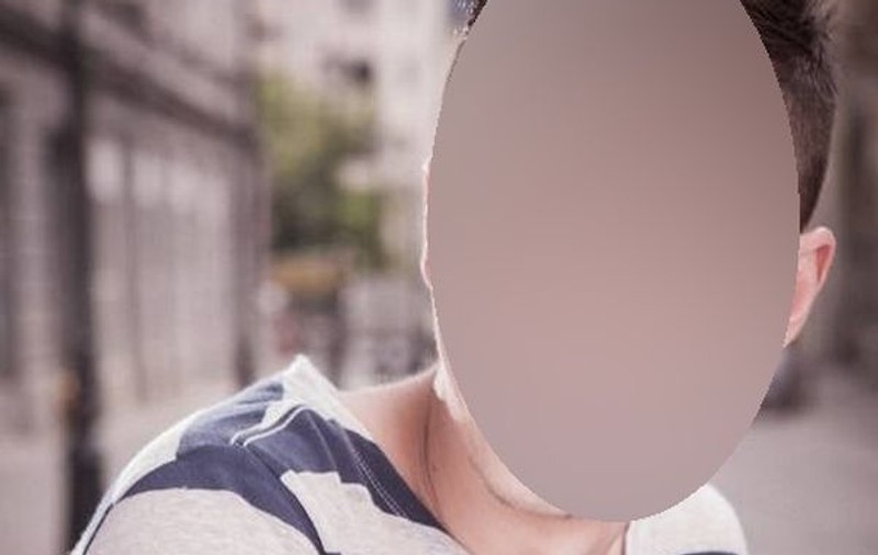 Românii l-au făcut star, dar el A RĂMAS UN BĂIAT MODEST! Uite cum pune osul la TREABĂ! | FOTO