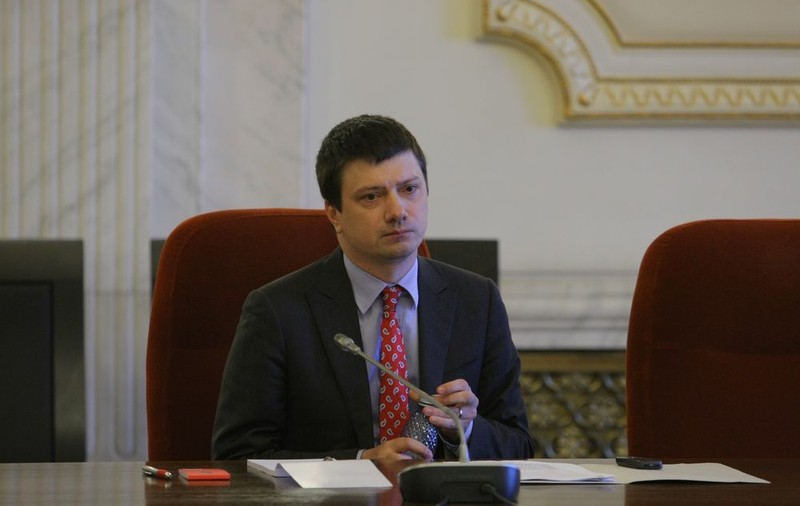 Cum a motivat MINISTRUL CULTURII gafa sa, după ce l-a confundat pe Shakespeare cu Hamlet
