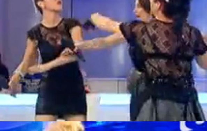BĂTAIE ÎN EMISIUNEA ACCES DIRECT! Simona Gherghe nu a mai ştiut cum să le DESPARTĂ