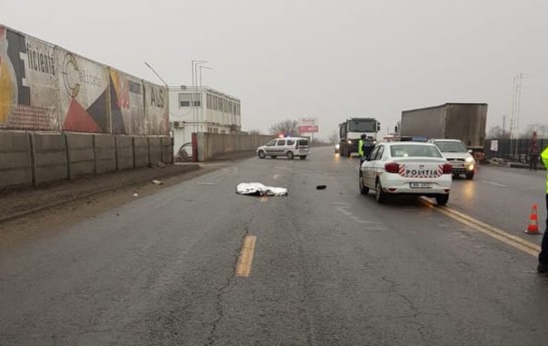Accident mortal pe Centura Capitalei. Un pieton a fost lovit de două mașini, la Chiajna
