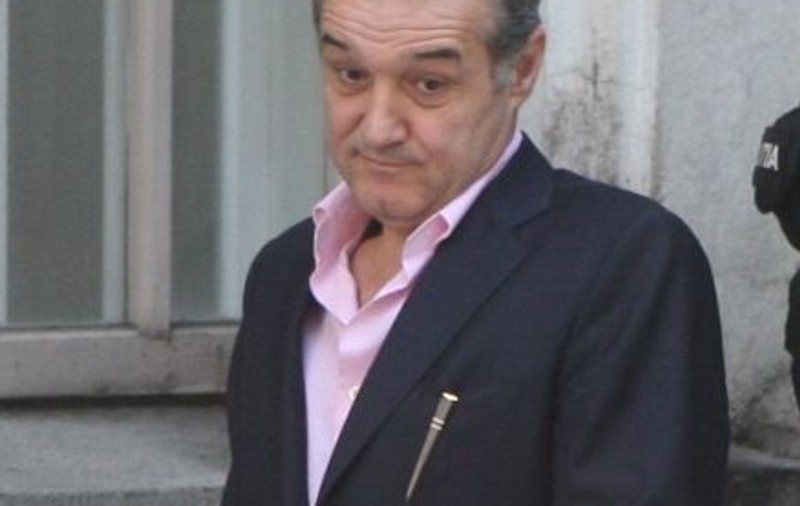 Gigi Becali, APĂRAT de ironiile lui Şerban Huidu. Cine îi ţine partea latifundiarului din Pipera?