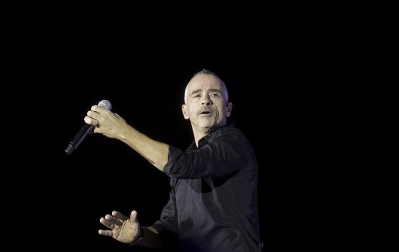 Eros Ramazzotti și-a anulat turneul. Două luni de pauză din cauza unei operații la corzile vocale
