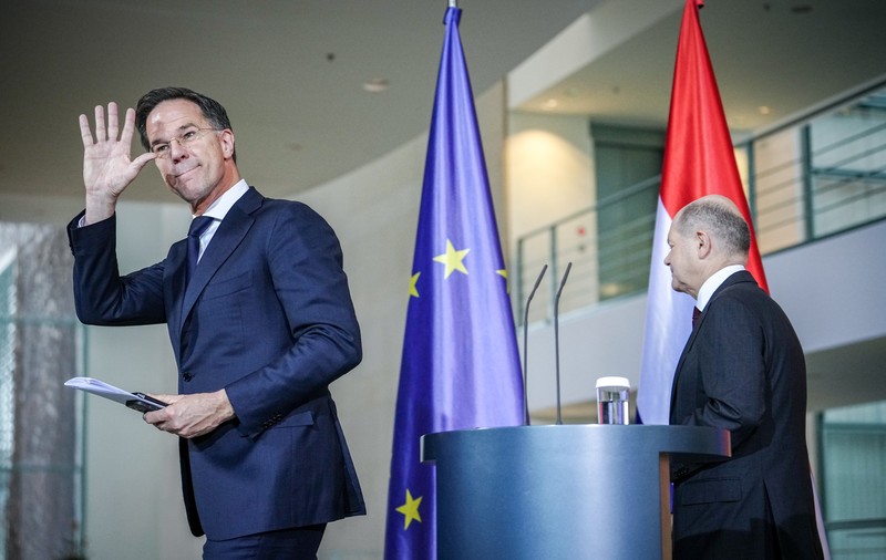 Mark Rutte afirmă că a făcut „o greșeală" atunci și-a recunoscut public interesul pentru șefia NATO, deși Germania dă de înțeles că îl susține
