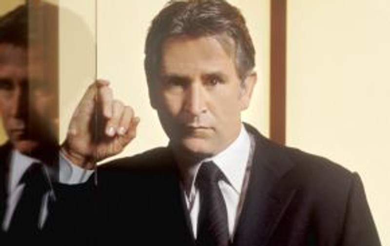 Anthony LaPaglia ar da oricând actoria pe... surfing