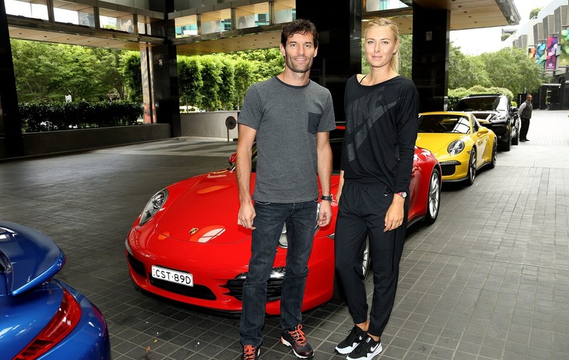 Mark Webber a plimbat-o pe Maria Sharapova pe străzile din Melbourne