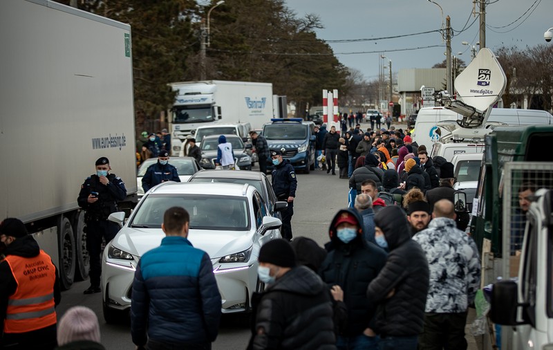 ONU: Peste jumătate de milion de oameni au fugit din Ucraina de la începutul invaziei ruse