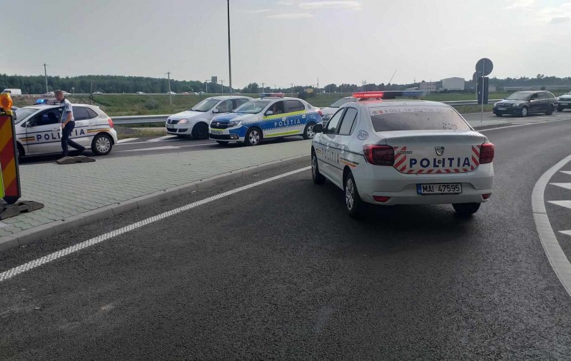 Circulația pe podul peste Dunăre de la Brăila, închisă timp de 40 de minute, după ce un tânăr a amenințat că sare în gol