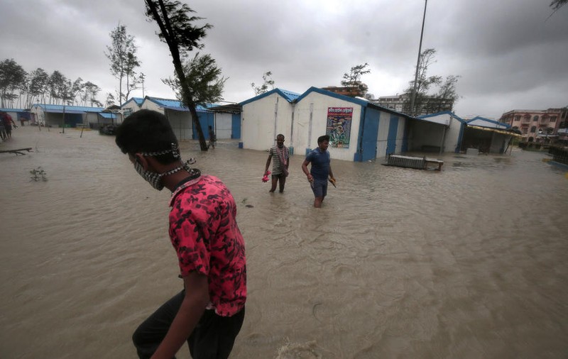 Cel puţin nouă morţi în India şi Bangladesh în urma ciclonului Yaas. Sute de mii de case distruse