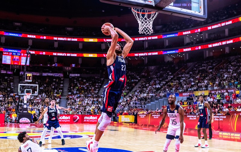 Rudy Gobert, primul baschetbalist din NBA infectat cu noul coronavirus, spune că și-a pierdut mirosul și gustul