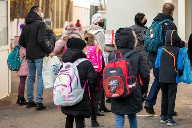 La Școala Gimnazială nr. 56, conducerea a luat decizia ca cei mici să fie testați acasă