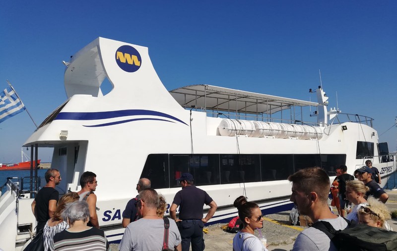 MAE: 200 de români au fost preluați de pe insula Samothraki. Ramona Mănescu, dezamăgită de reacția autorităților elene