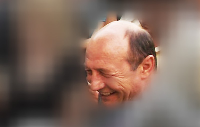 DOVADA că BĂSESCU s-a RELAXAT TOTAL. Detaliul SEMNIFICATIV de la prima sa apariţie publică după decizia CCR