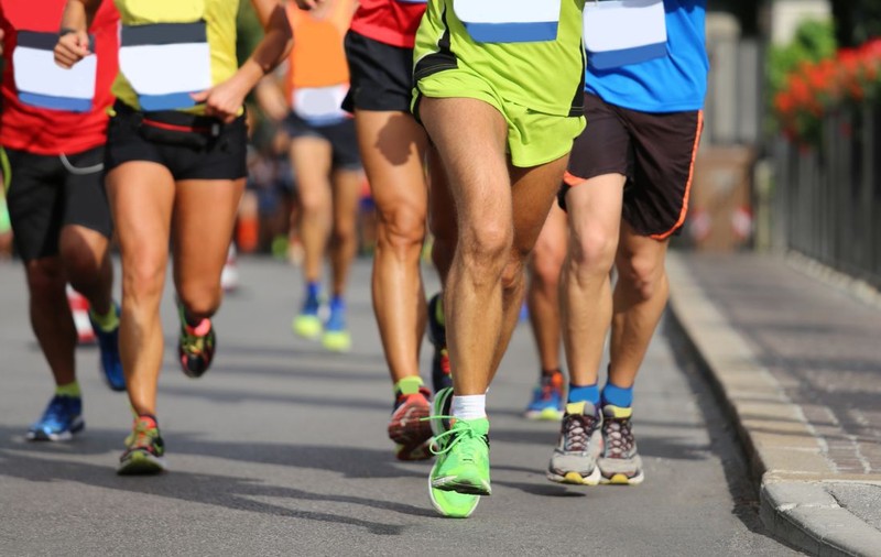 Lista străzilor închise în weekend în București de meciul România-Austria și Maratonul București
