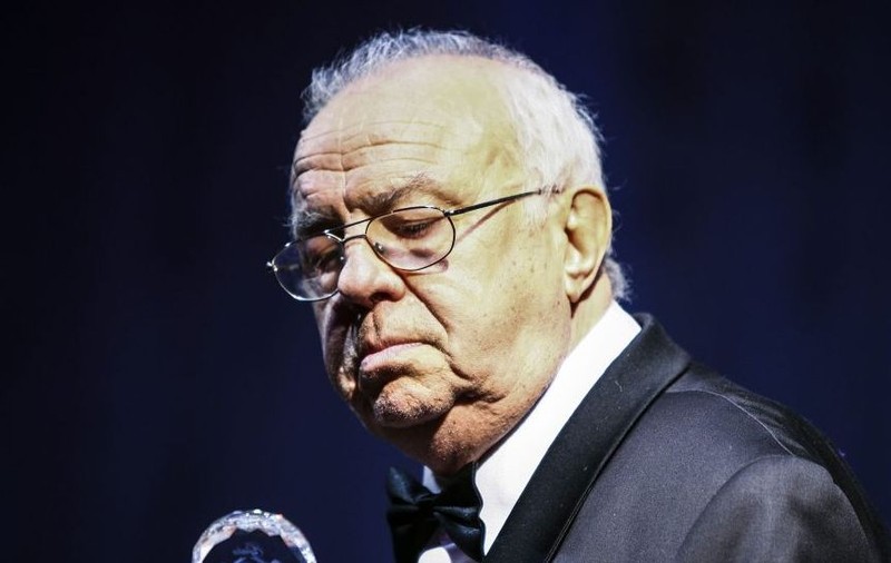 Scrisoarea unui actual deputat către Alexandru Arșinel. "Profesorul Lucan a decis că viața dumneavoastră este mai prețioasă decât a altora”