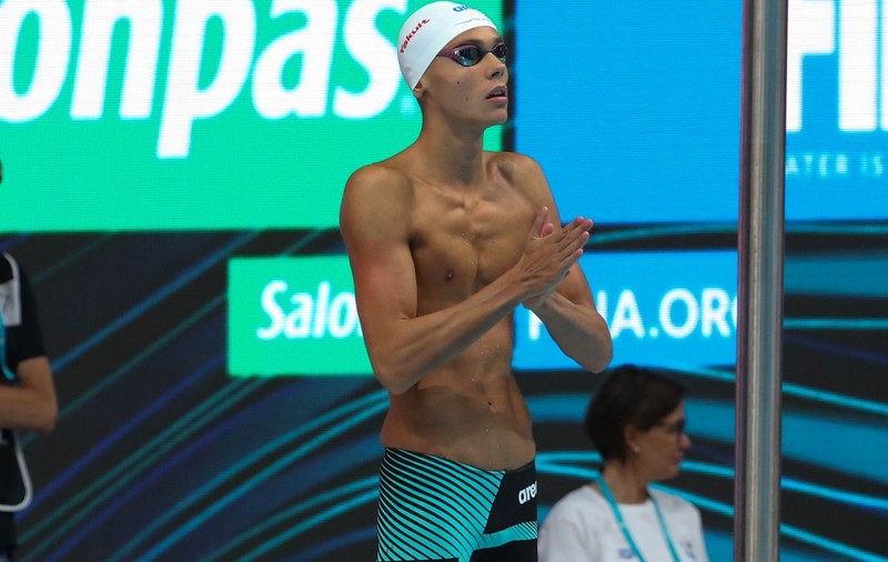Câți bani va primi David Popovici de la statul român, după ce a devenit dublu campion mondial