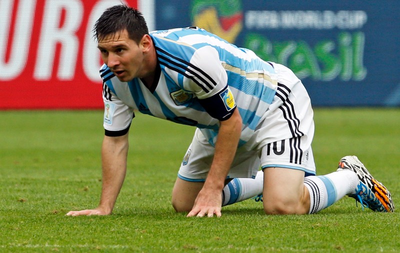 ”Messi nu mai aleargă cum o făcea. Nu îmi place! Îl văd deconectat. Mă sperie când vomită”, Antonio Cuccitini, bunicul lui Leo Messi.  