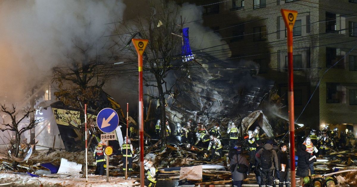 Zeci de răniți într-o explozie uriașă produsă într-un restaurant din Japonia