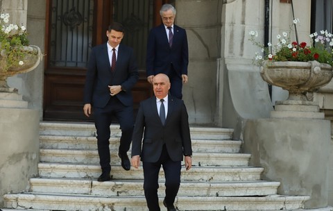 Ilie Bolojan, înaintea declarației de la sediul PNL. Foto: Dumitru Angelescu / Libertatea