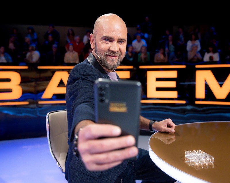 Anunțul făcut despre emisiunea prezentată de Cosmin Seleși la PRO TV. Ce se întâmplă cu show-ul „Batem palma?”