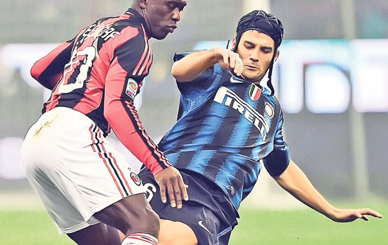 Chivu, din nou slab | Inter a dezamăgit în derby-ul pierdut cu AC Milan (0-1)