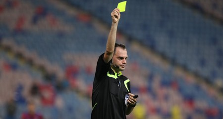 Lucian Rusandu, un om care ia fel de fel de decizii bizare. Foto: Alexandru Rusandu