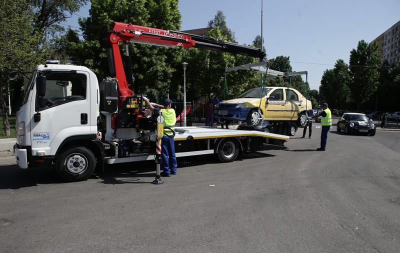 Ridicări mașini în sectorul 2. Cât costă recuperarea unei mașini ridicate în sectorul 2