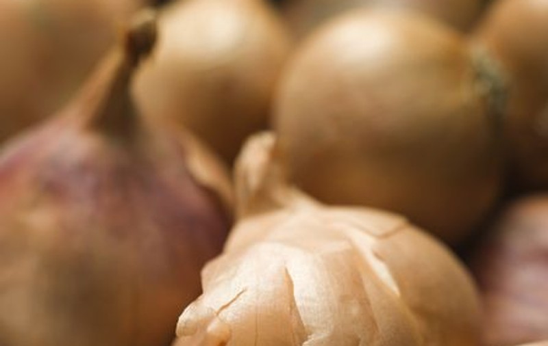 Cojile de ceapă, alternativa suplimentelor alimentare scumpe 
