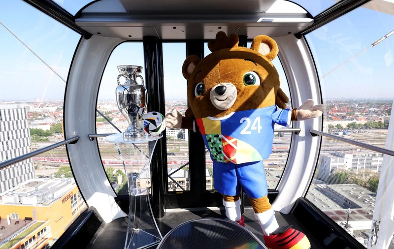 Ghid de transport pentru fanii echipei naționale la Euro 2024. Cum ajungi la München, Köln și Frankfurt