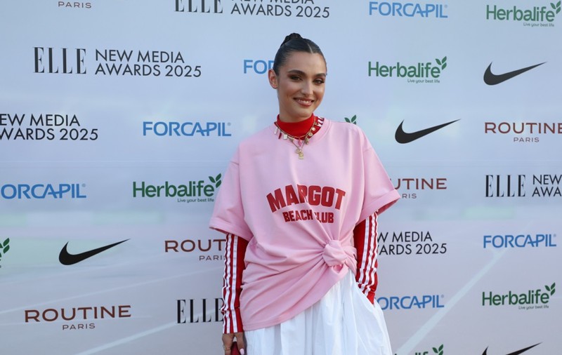Cum a apărut Alexia Eram alături de iubitul Tonghi. Au făcut furori împreună la ELLE New Media Awards 2025