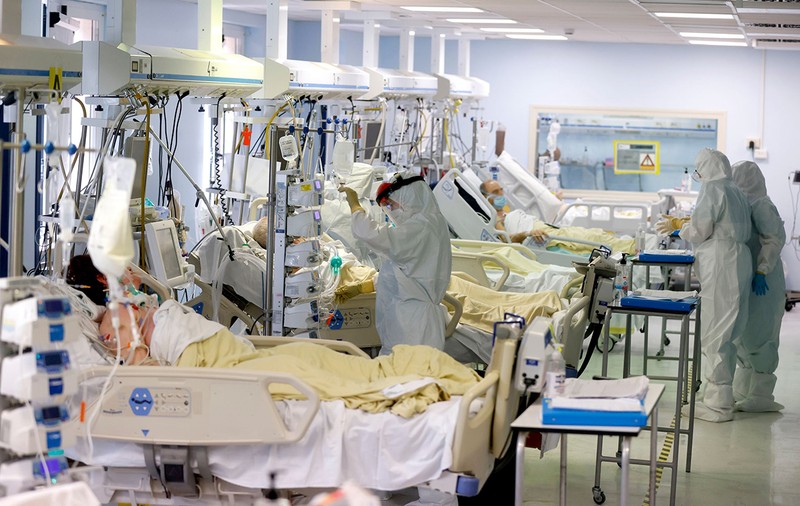 Managerul Spitalului „Victor Babeș”, mesaj dur pentru cei care refuză vaccinul: „Vor să moară sau să fie legați de un tub de oxigen?”