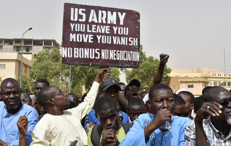 SUA își retrag trupele din Niger. Rușii au trimis un sistem de apărare antiaeriană și instructori militari în țara africană