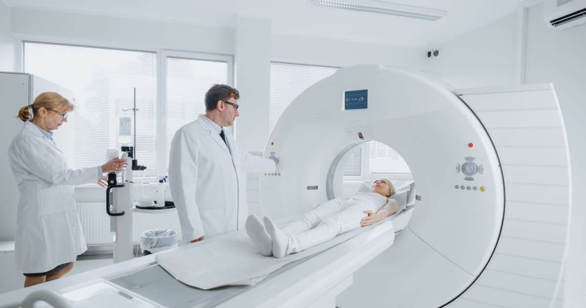Locuitorii din Ploiești, Blejoi și Brazi se îmbolnăvesc de cancer din cauza poluării. Documentele prin autoritățile recunosc oficial depășirea concentrațiilor de substanțe toxice din aer