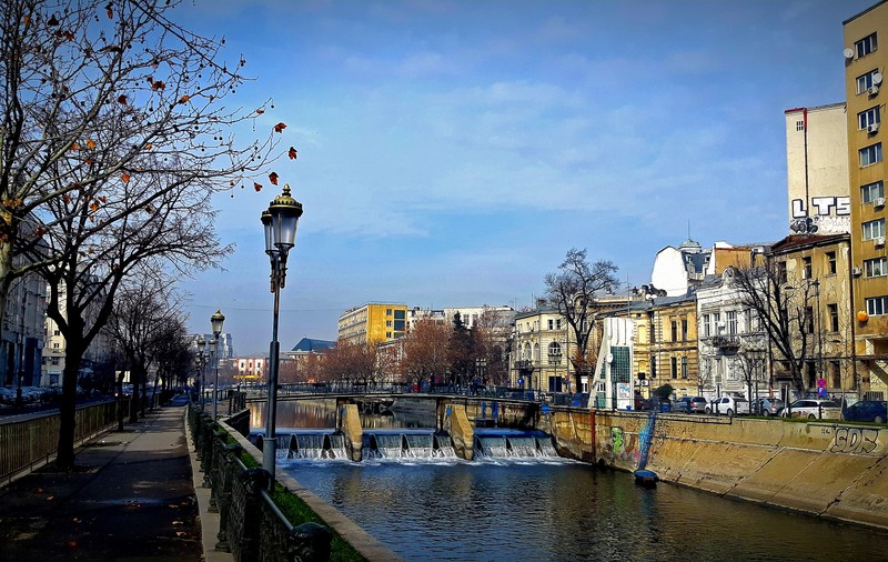 Prognoza meteo pentru 13 martie 2020. Vremea va fi caldă, dar vin ploile