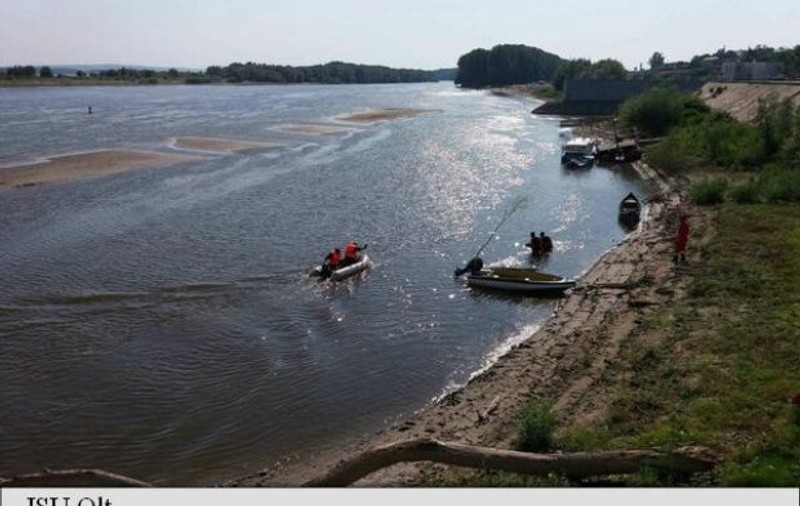 Trupul neînsufleţit al băiatului înecat în Dunăre a fost găsit în a treia zi de căutări