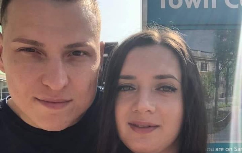 Doi tineri iubiți din Dolj, găsiți fără suflare în baie, după ce s-au intoxicat cu gaze. Tatăl fetei murise recent, în circumstanțe similiare