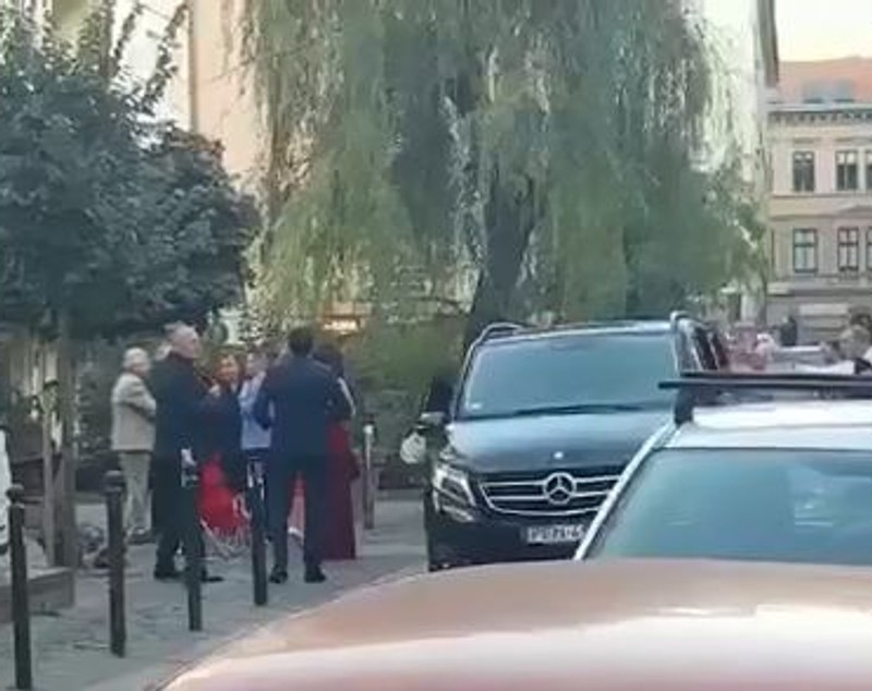 CORESPONDENȚĂ DE LA BUDAPESTA/ Cine sunt primii invitați care au sosit la biserica unde se cunună Cristi Borcea și Valentina Pelinel | VIDEO