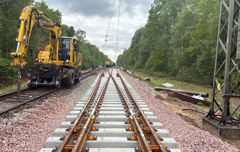 O firmă din București lucrează la calea ferată din Germania: Trenurile vor circula cu până la 320 km/h