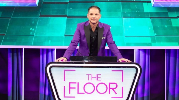 Dan Negru la „The Floor” | sursa foto: Kanal D