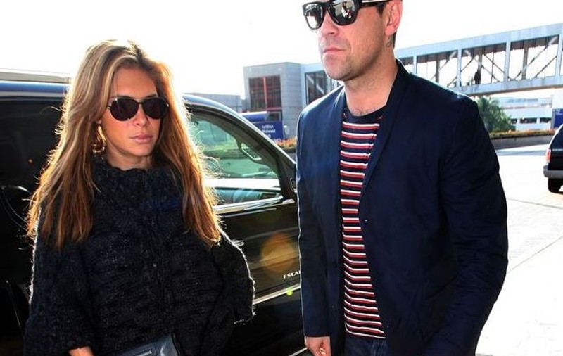 Mama lui Robbie Williams îşi doreşte nepoţi