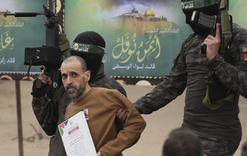 Ostaticul israelian care „l-a șocat” pe Donald Trump, invitat la Casa Albă. A fost ținut captiv 16 luni de Hamas