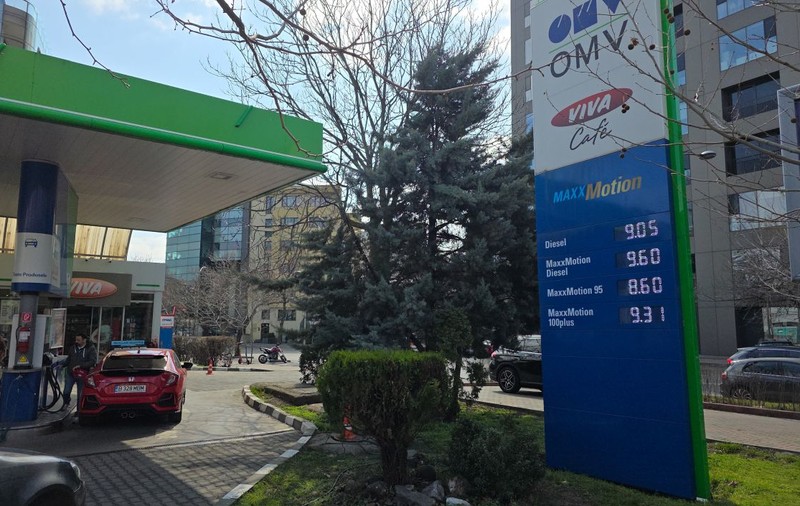 Benzina s-a scumpit, motorina s-a ieftinit, joi 21 mai 2026. Cât costă un litru de carburant în București, Cluj-Napoca, Timișoara, Iași și Constanța