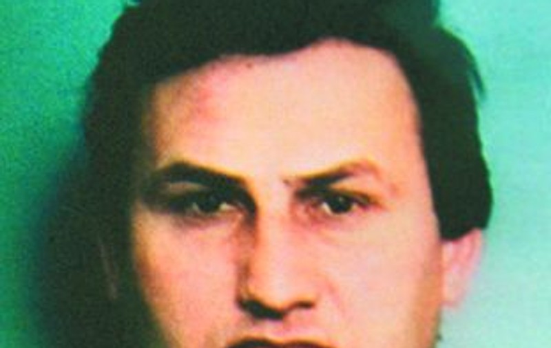 Încătuşat, apoi sărutat de nevastă