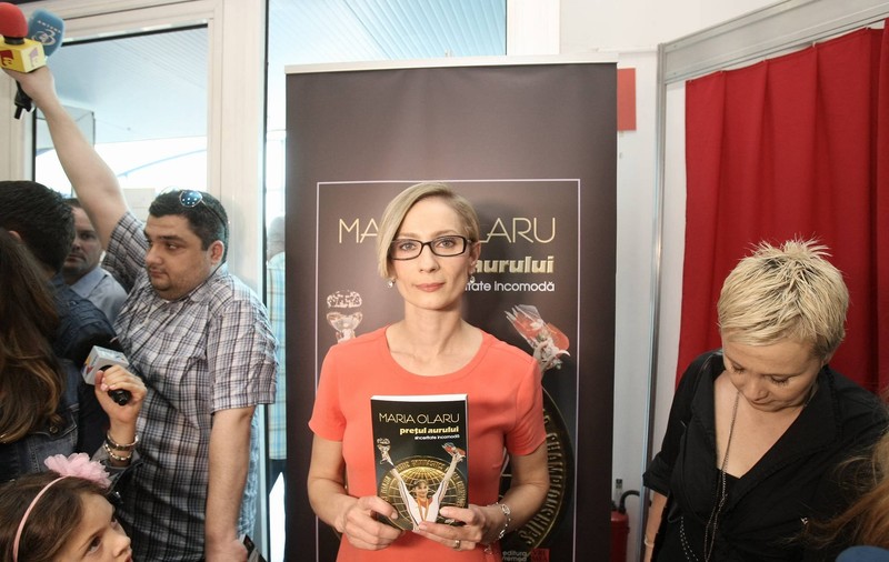 Maria Olaru și-a lansat cartea ”Prețul Aurului. Sinceritatea incomodă” / FOTO
