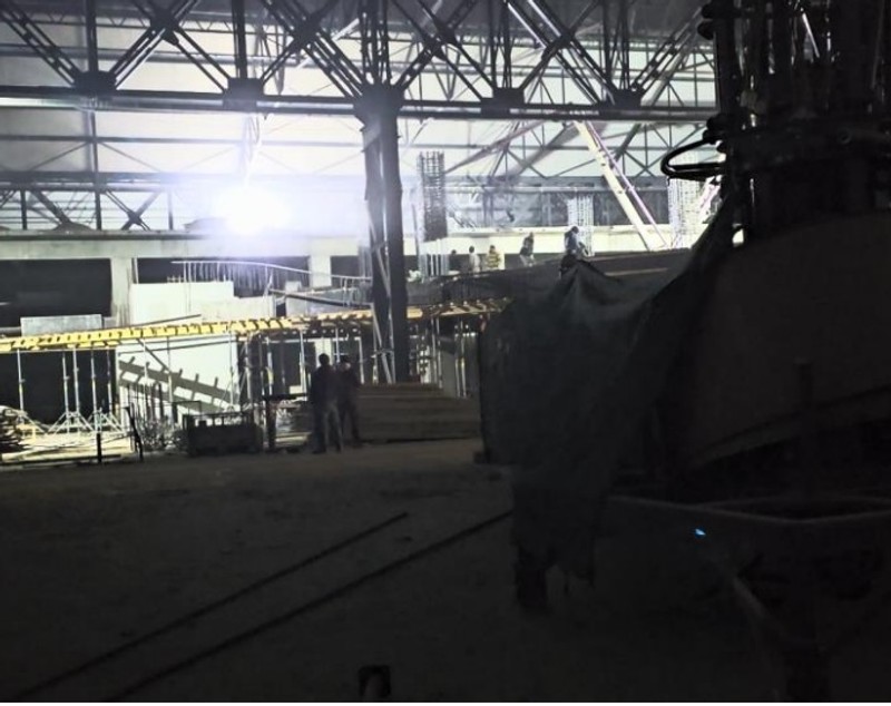 Un cetățean a reclamat în 2023 că în Hala Laminor se fac lucrări în paralel cu târgul de Crăciun. DSP s-a dus în 2024 și a răspuns că n-a găsit târgul