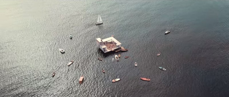 Insula Trandafirilor - imagine din film FOTO: Netflix