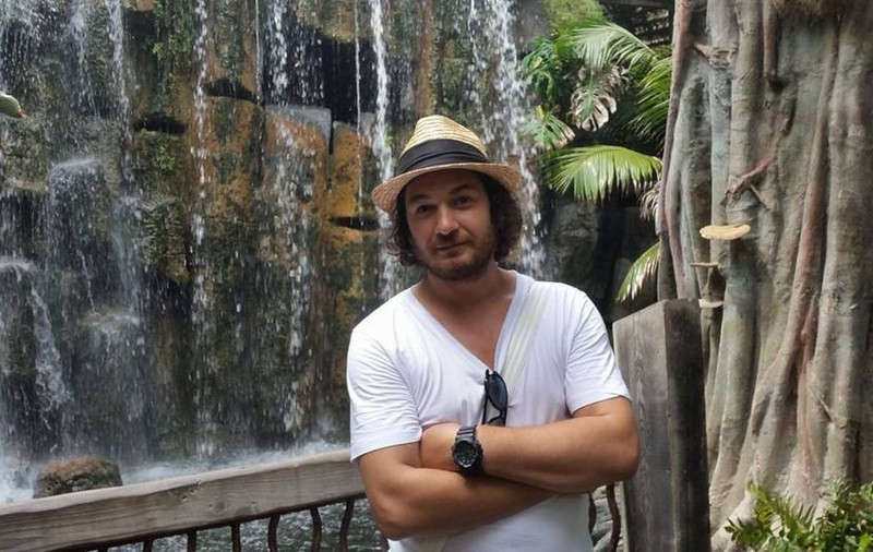 Un CHEF în EXTAZ! CEA mai SCUMPĂ IPOSTAZĂ cu FETIŢA lui FLORIN DUMITRESCU!