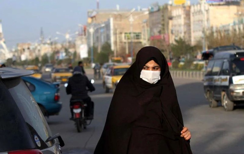 Anunț dramatic al unui oficial de la Teheran: Un om moare la fiecare zece minute în Iran din cauza virusului